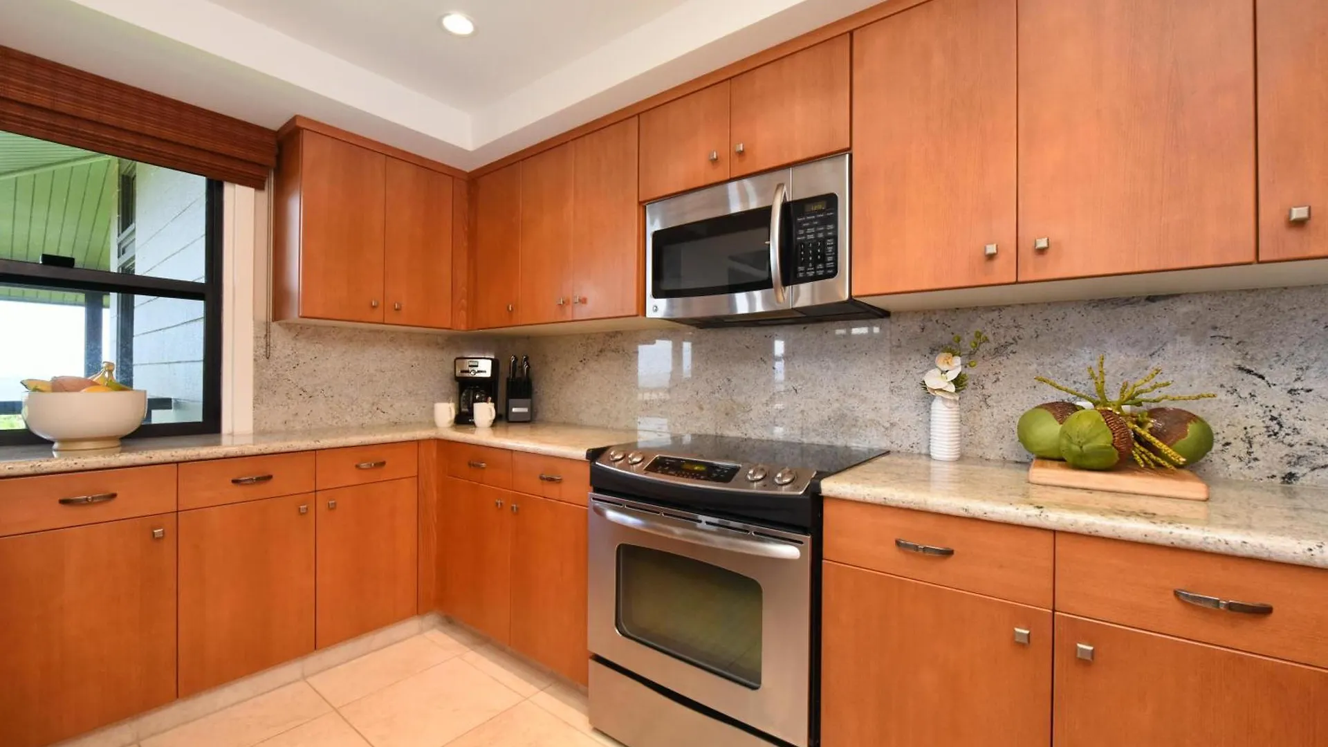 Kahana Kapalua Ridge Villas 1521 בית נופש